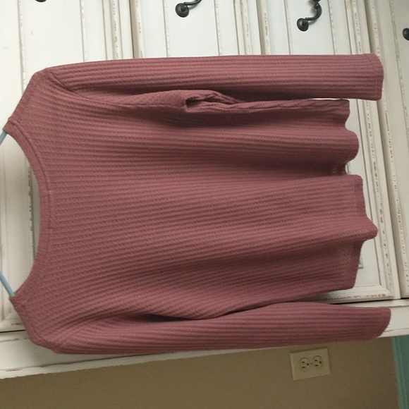 Like new! Waffle knit top, twist tie in front, size M, rust/brown - Picture 4 of 4